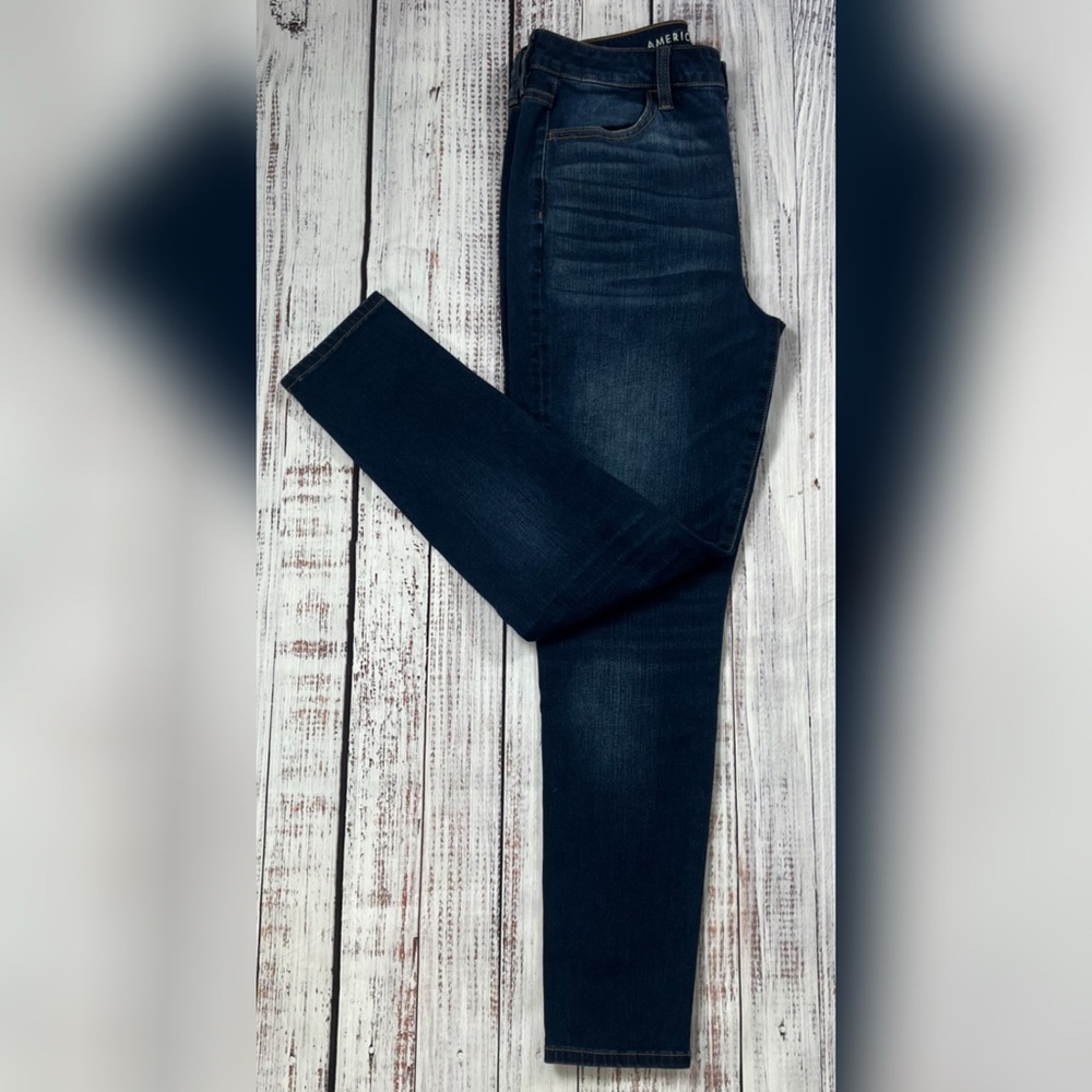 American Eagle Outfitters Dark Blue Super High-Rise Jegging